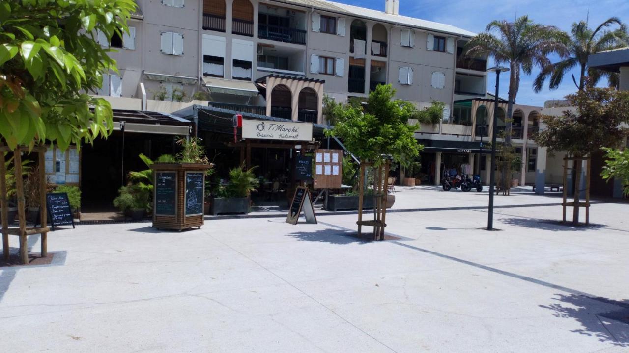 Case Beaoel Saint-Gilles-les Bains Kültér fotó